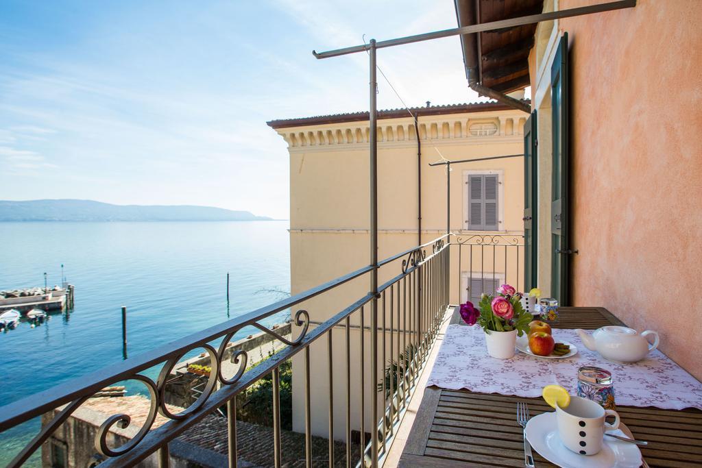Le Camerine Apartment Water Front Toscolano Maderno Exteriör bild