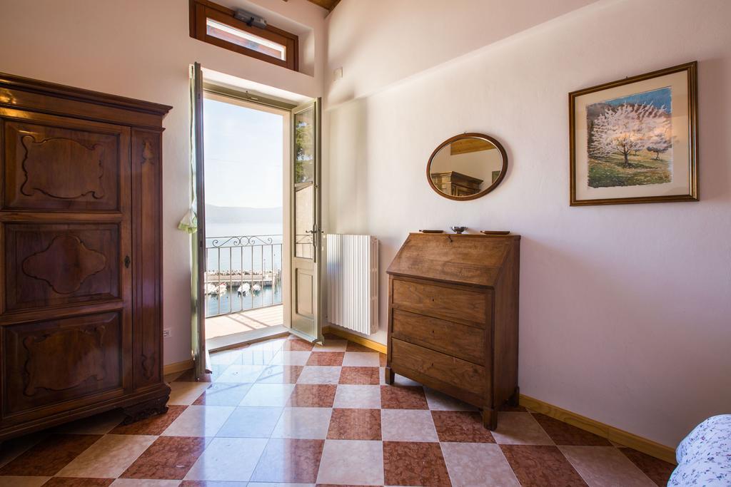 Le Camerine Apartment Water Front Toscolano Maderno Exteriör bild